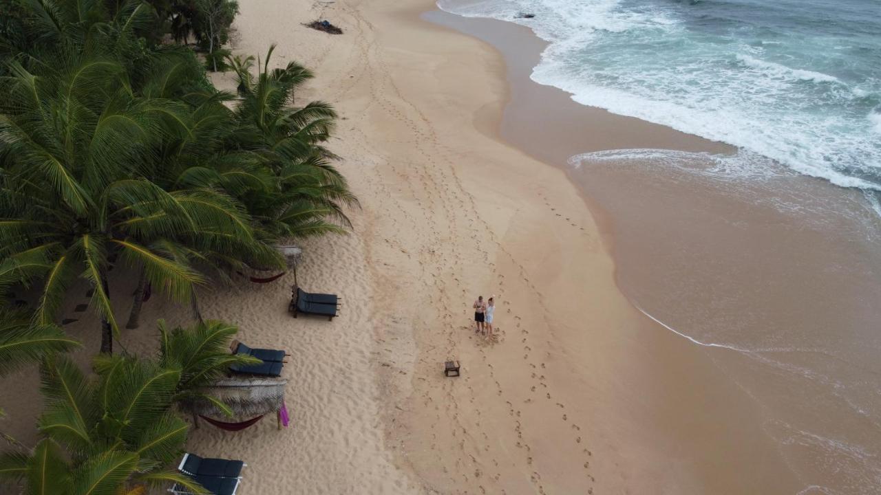 Marakolliya Beach Resort 坦加拉 外观 照片