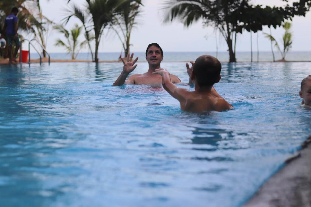 Marakolliya Beach Resort 坦加拉 外观 照片